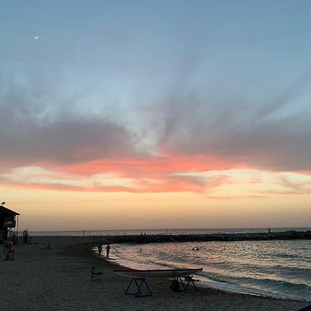 חיפה Cozy Apartment By The Sea מראה חיצוני תמונה